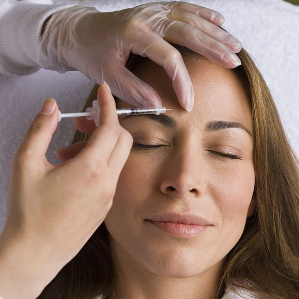 Enhances Facial Aesthetics